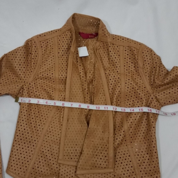 G.I.L.I. Perforated Faux Leather Jacket 6 Nwot - Picture 7 of 8